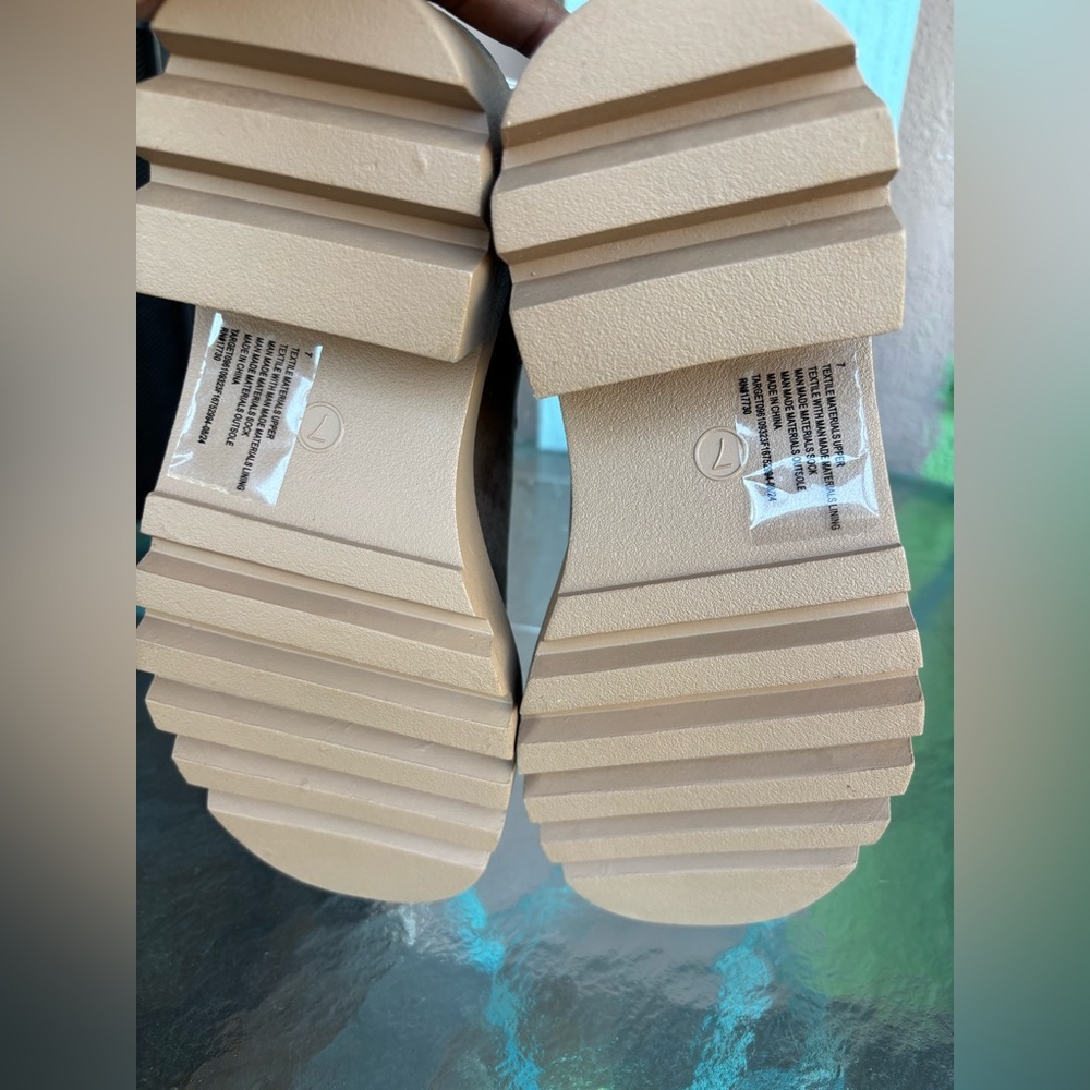 ๐NWT Universal Threads Tan Ankle Boots๐ SIZE 7 womenโs Box C - Picture 11 of 16